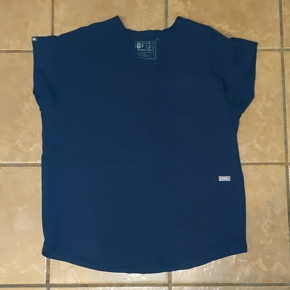 Figs Other - FIGS scrubs navy blue top new without tags